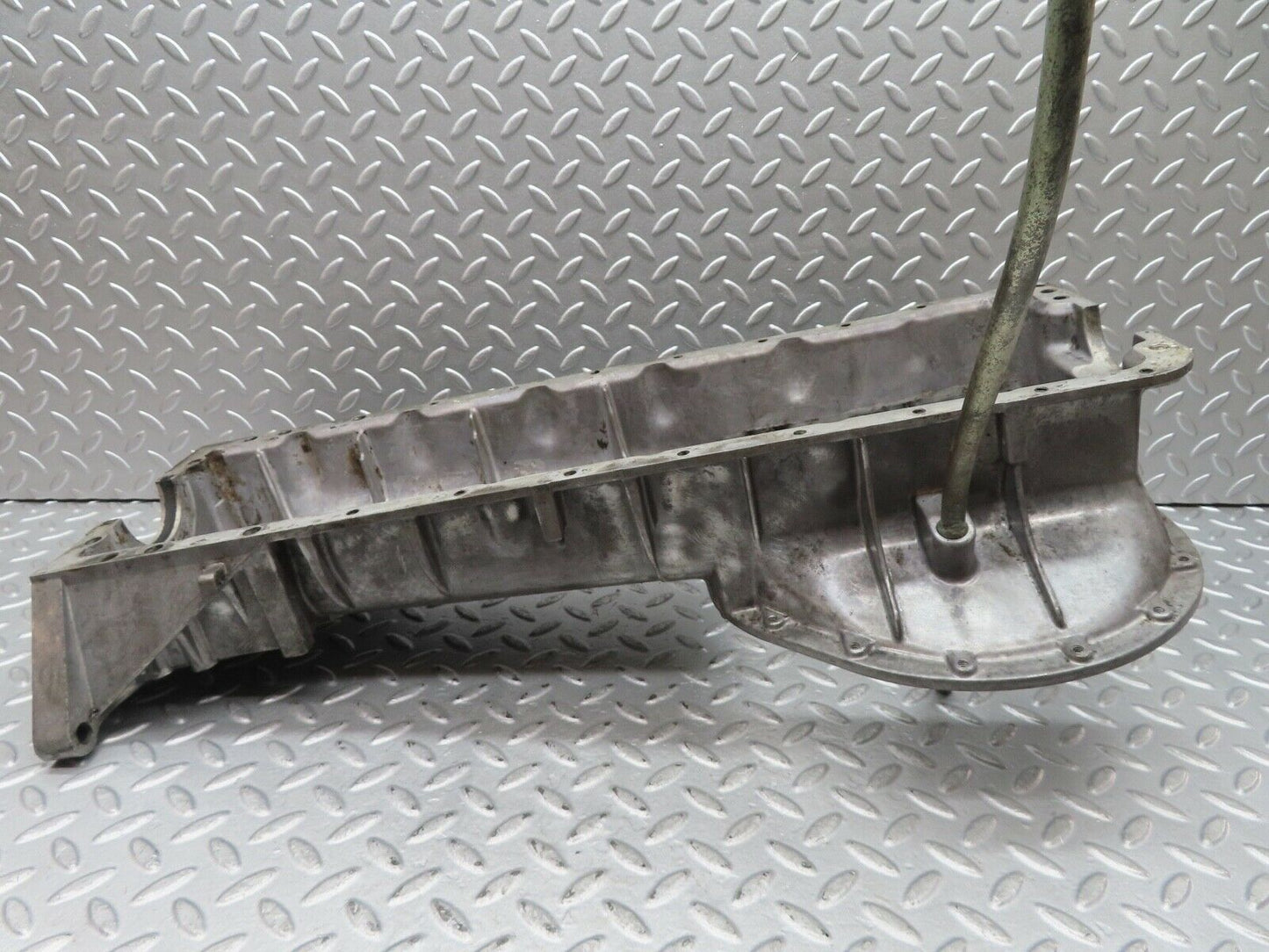 16991 Mercedes-Benz C123 280CE Coupe Oil Pan Oil Sump 1100140702