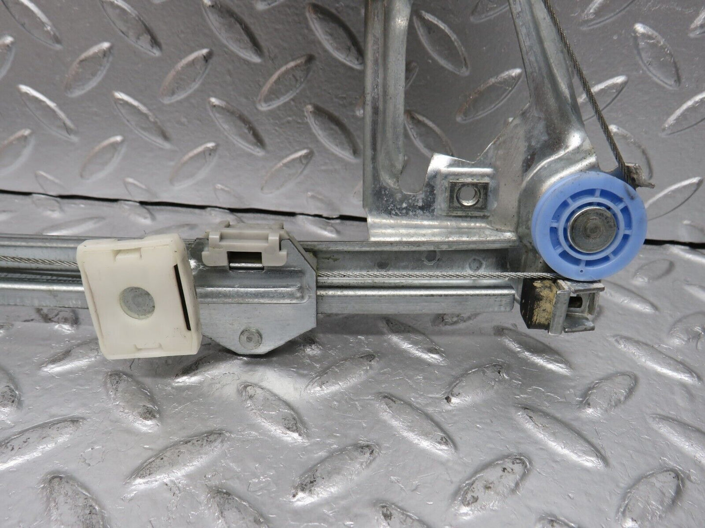 32309 Mercedes-Benz S124 300TE Wagon Rear Right Power Window Regulator With Motor
