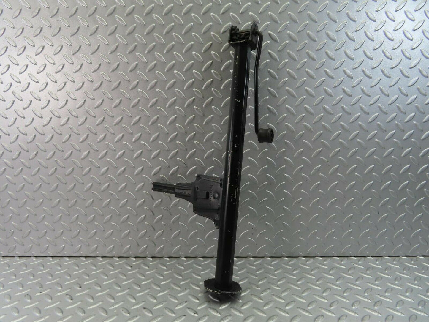 9724 Mercedes-Benz C124 300CE Coupe Car Jack 1245830315
