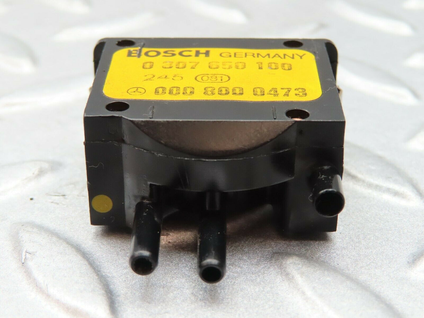 4445 Mercedes-Benz W123 230E Headlight Level Switch 0008000473
