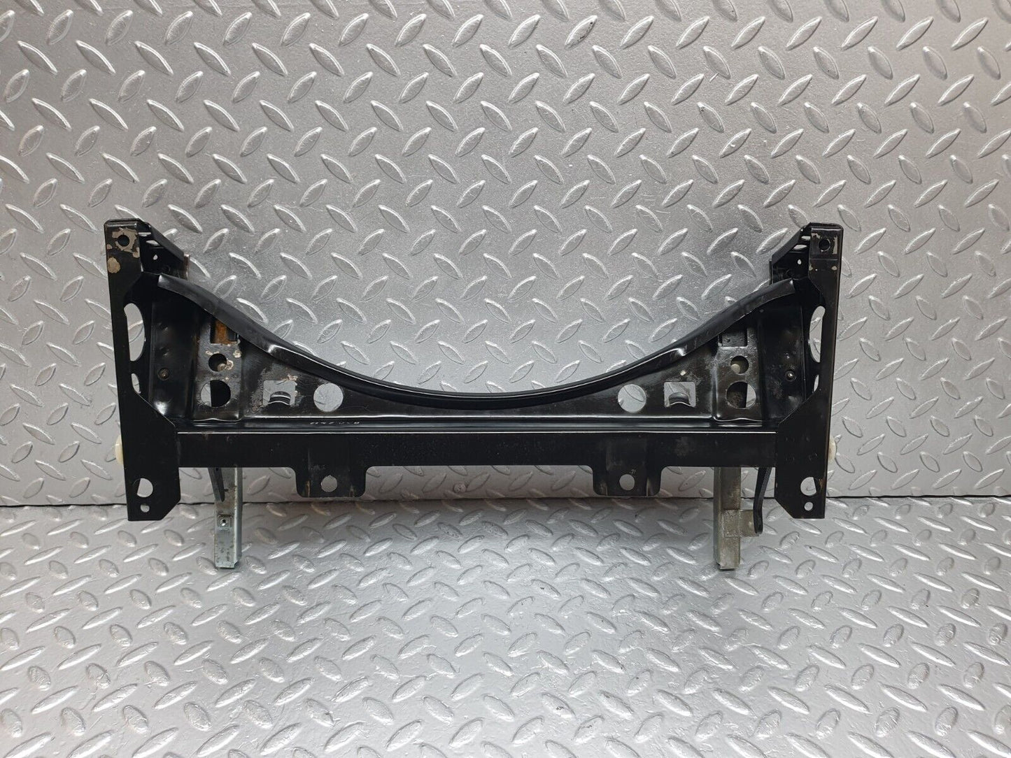 43948 Mercedes-Benz C123 230CE Coupe Front Right Seat Sliding Mechanism