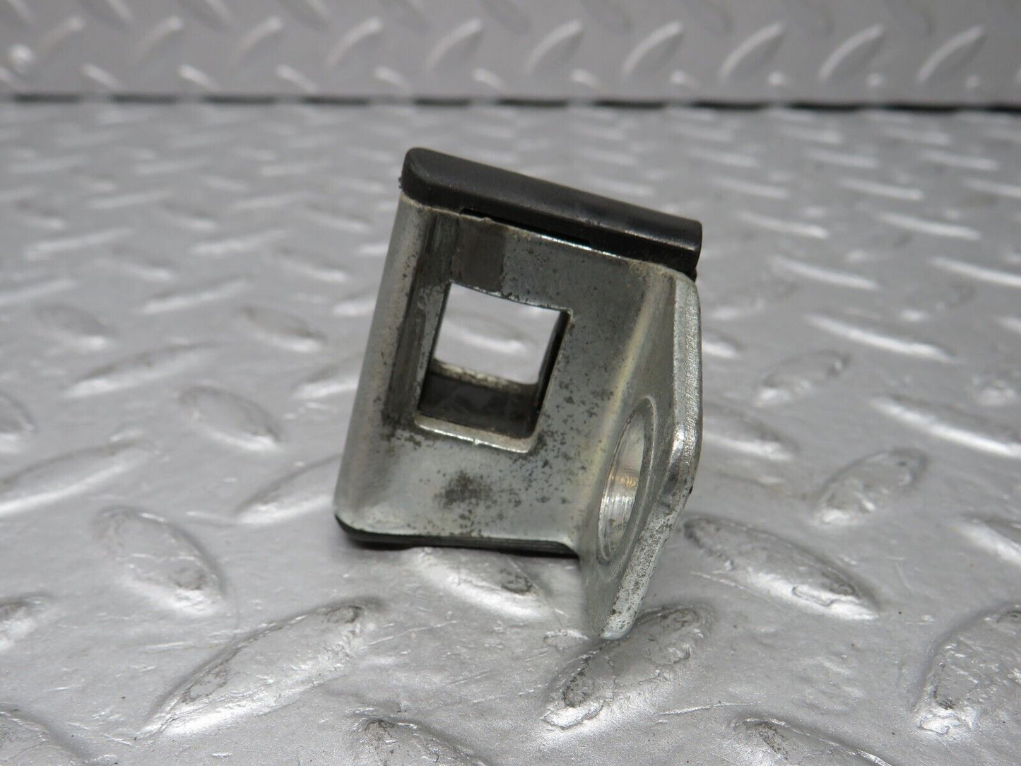 36612 Mercedes-Benz W201 190E 2.0L Door Lock Latch