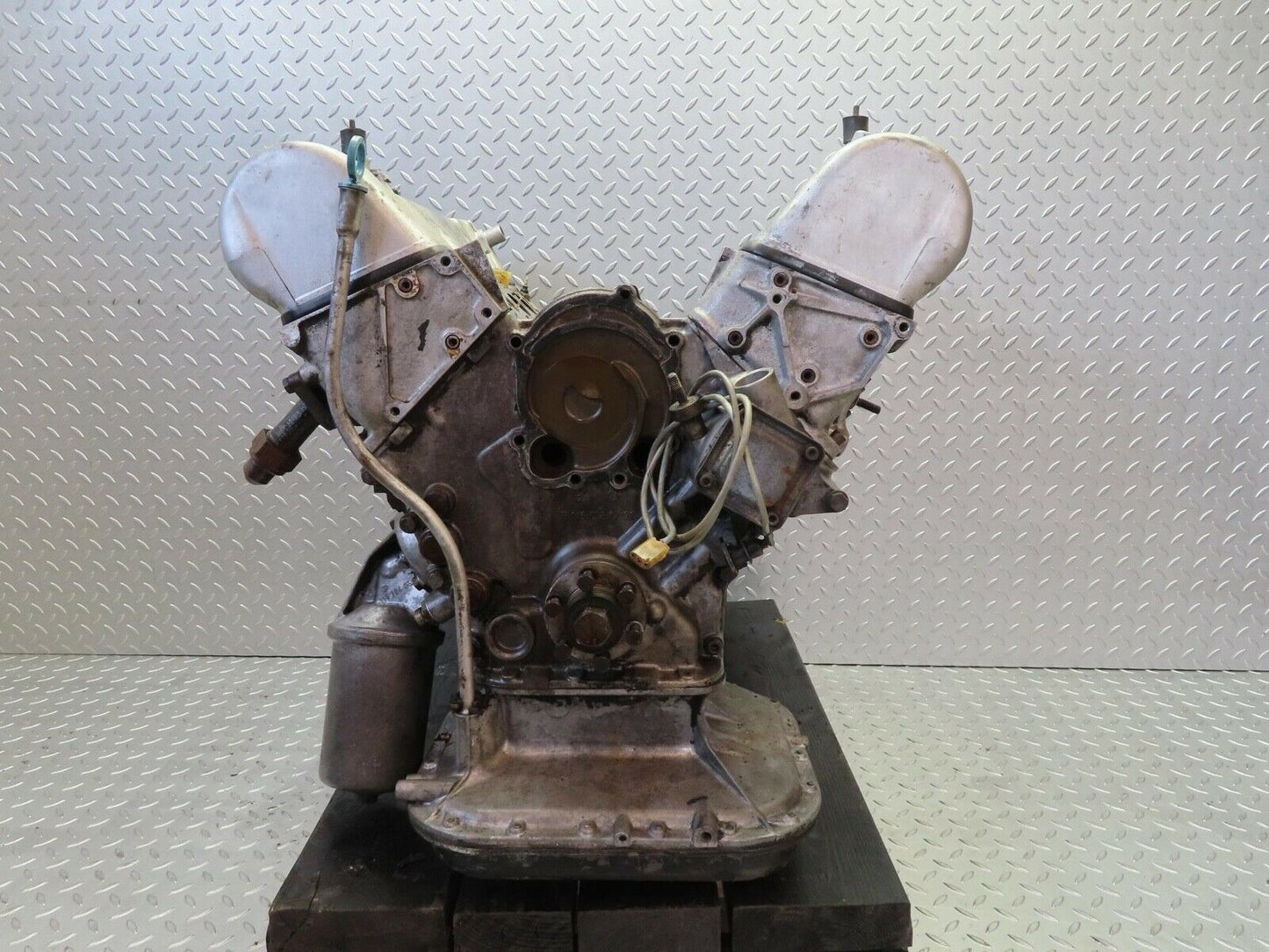 14811 Mercedes-Benz W116 350SE 8 Cylinder Petrol Engine 1160110801 M116.985