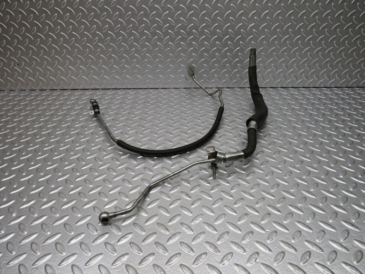 31503 Mercedes-Benz S124 220TE Wagon Fuel Hose Pipe
