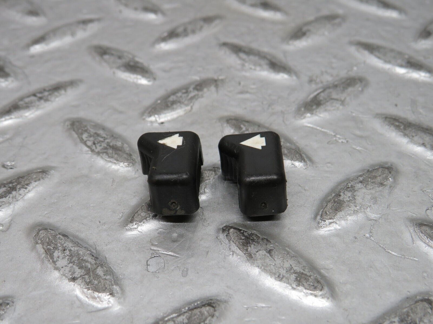 28317 Mercedes-Benz S123 240D Wagon Heater Control Knob Set
