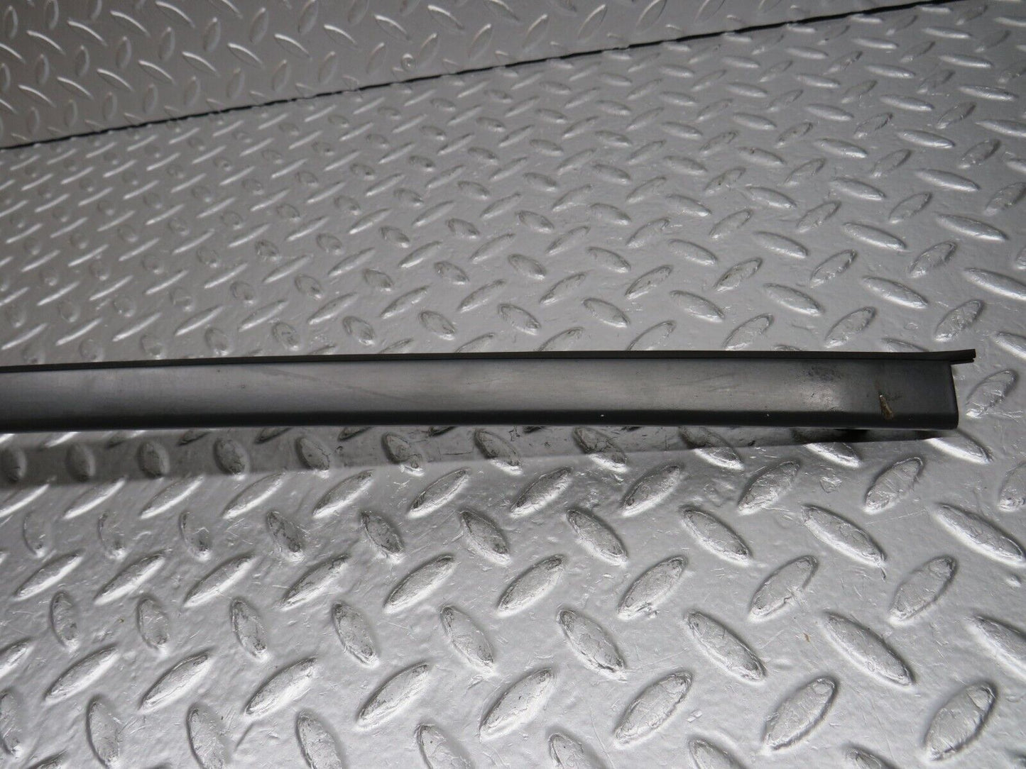 32589 Mercedes-Benz S124 300TE Wagon A Pillar Exterior Trim Left Side