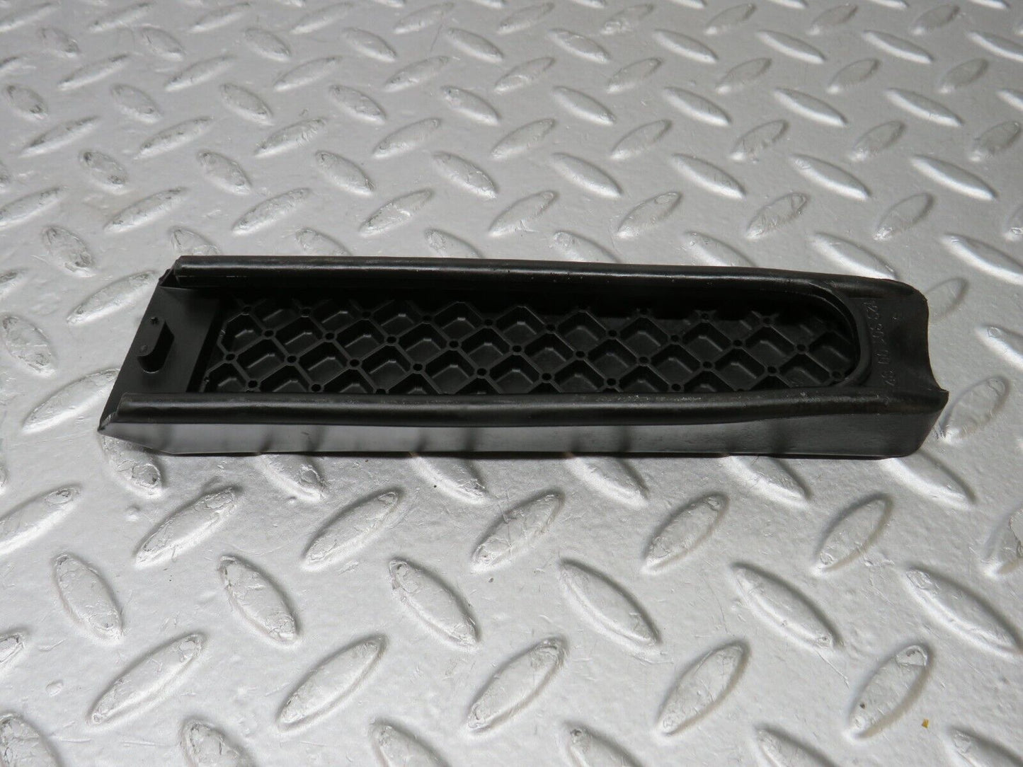 36884 Mercedes-Benz C126 420SEC Coupe Accelerator Pedal Rubber 1233010082