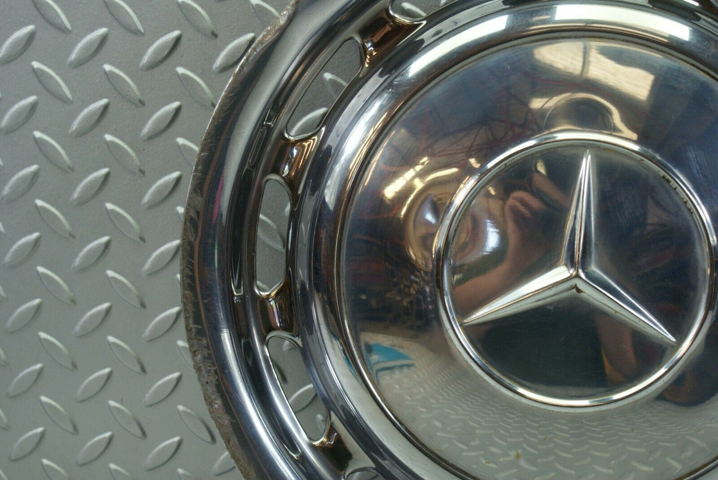 3140 Mercedes-Benz C107 350SLC Coupe Coupe Wheel Trim Hub Cap 14