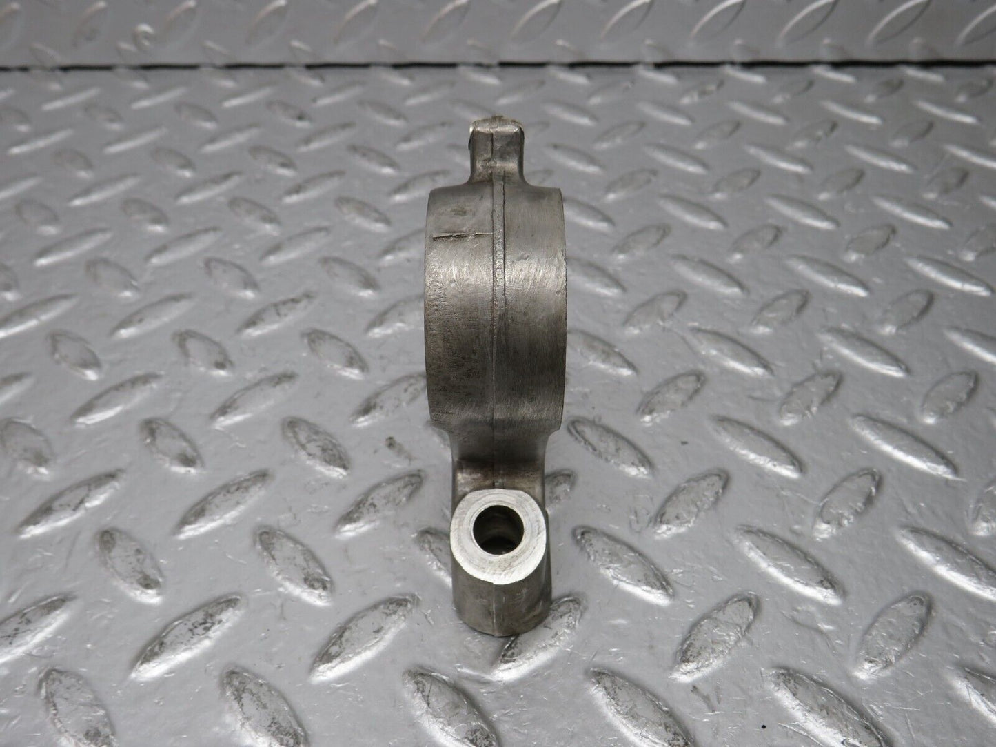 32794 Mercedes-Benz C107 R107 350 V8 Camshaft Tower Bearing 1160511810