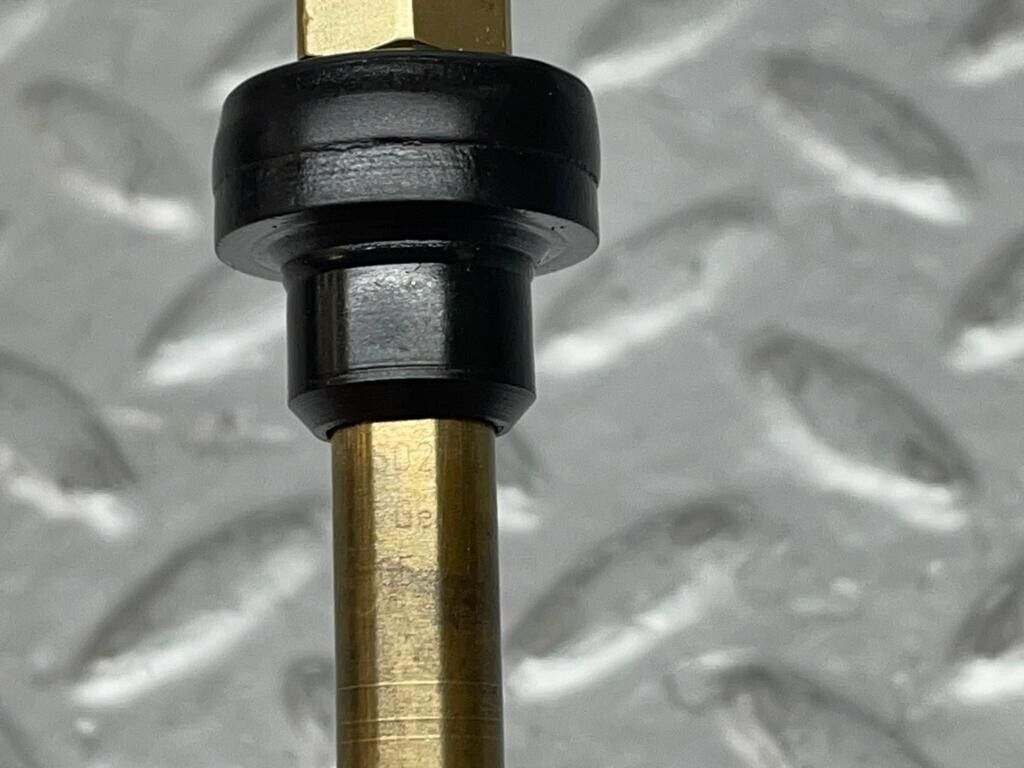 36702 Mercedes-Benz W201 190E Fuel Injector 0437502047