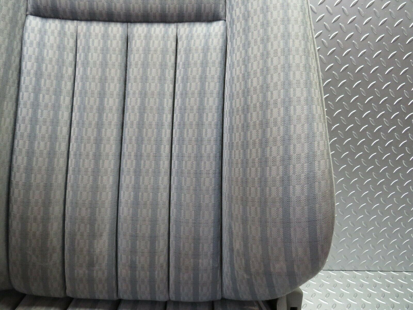 24371 Mercedes-Benz S124 220TE Wagon Front Right Seat