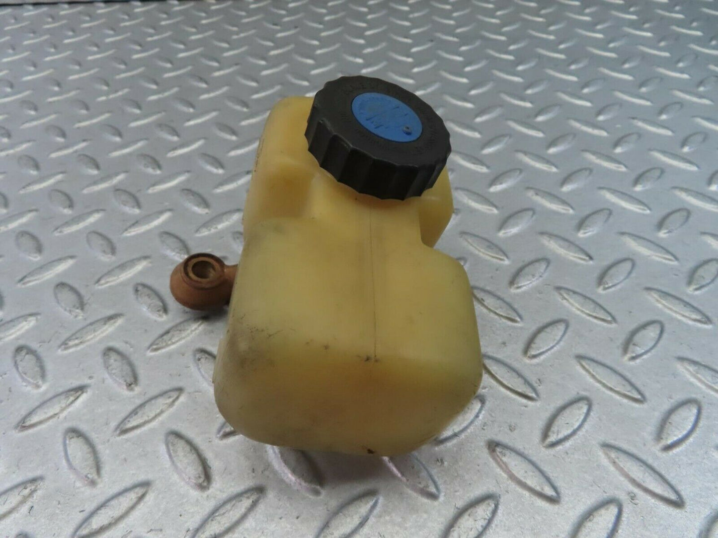 8627 Mercedes-Benz W111 Brake Fluid Reservoir Tank