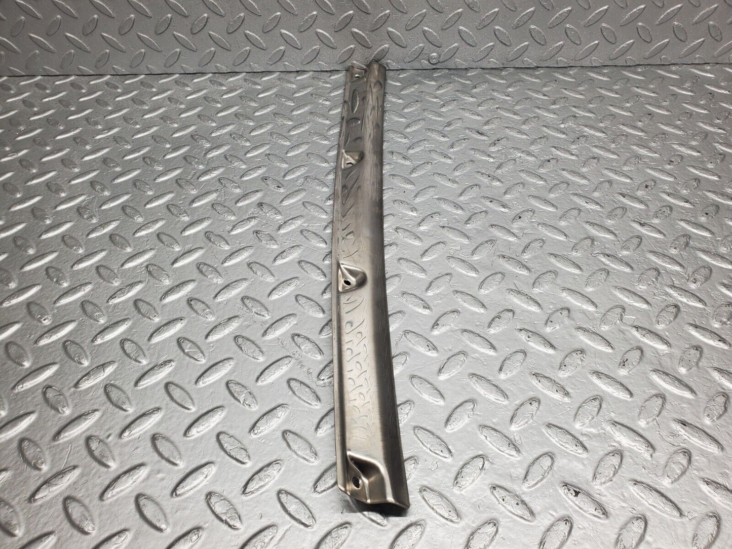 43693041