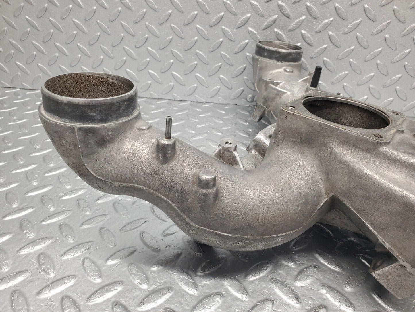 46153 Mercedes-Benz W124 Air Intake Manifold 1041414101