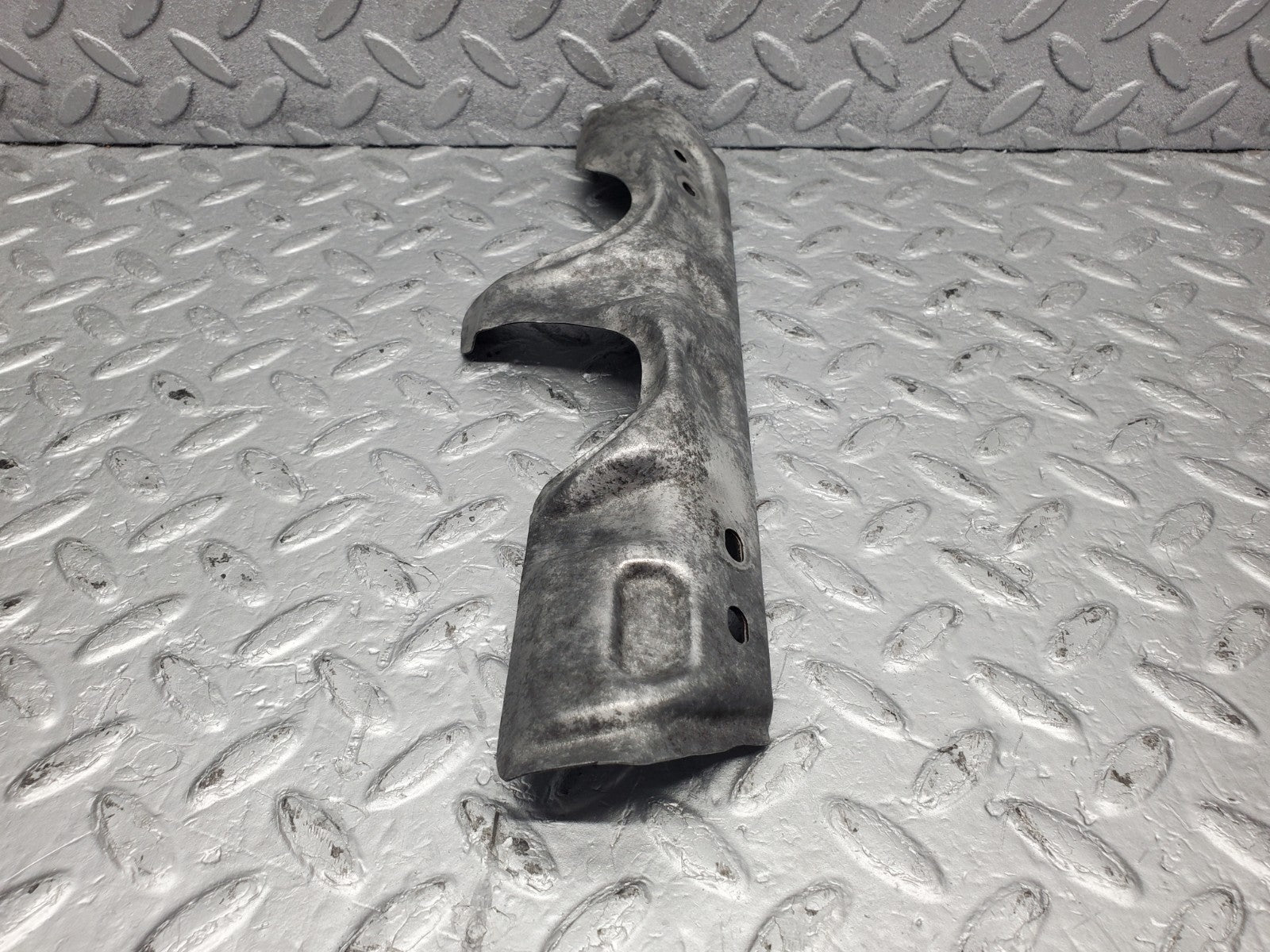 W126 Coupe exhaust manifold heat shield used OEM