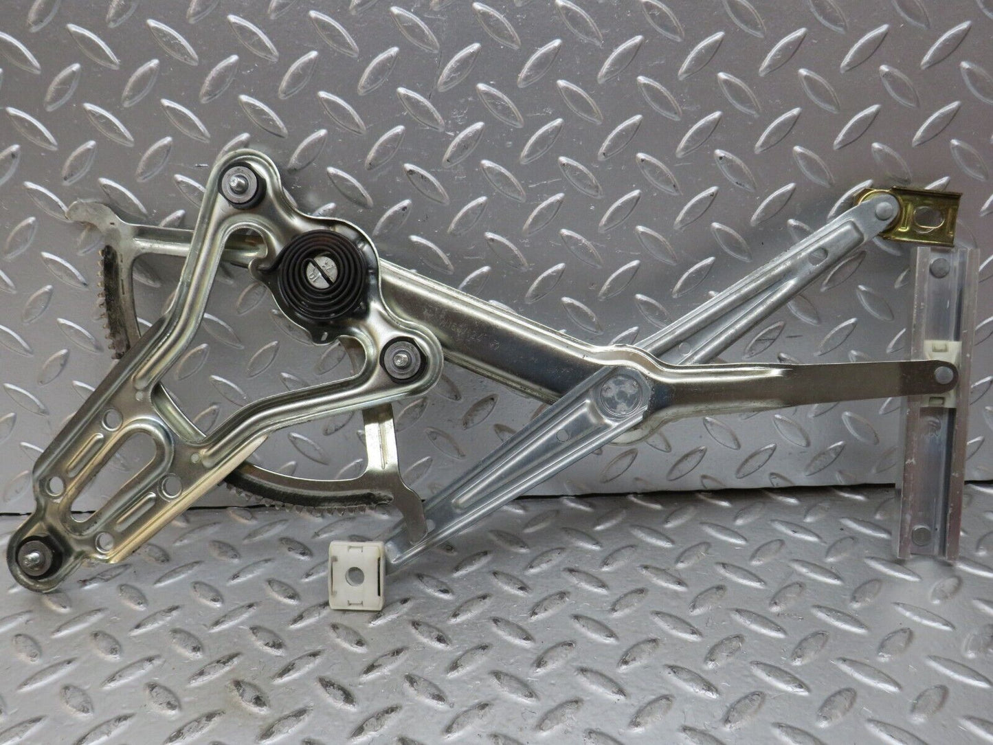 27673 Mercedes-Benz S124 300TE Wagon Front Right Power Window Regulator