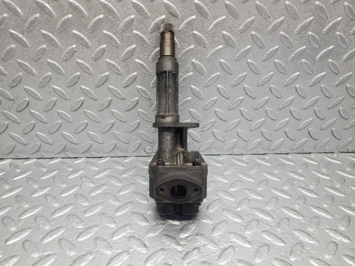 W112 oil pump used OEM