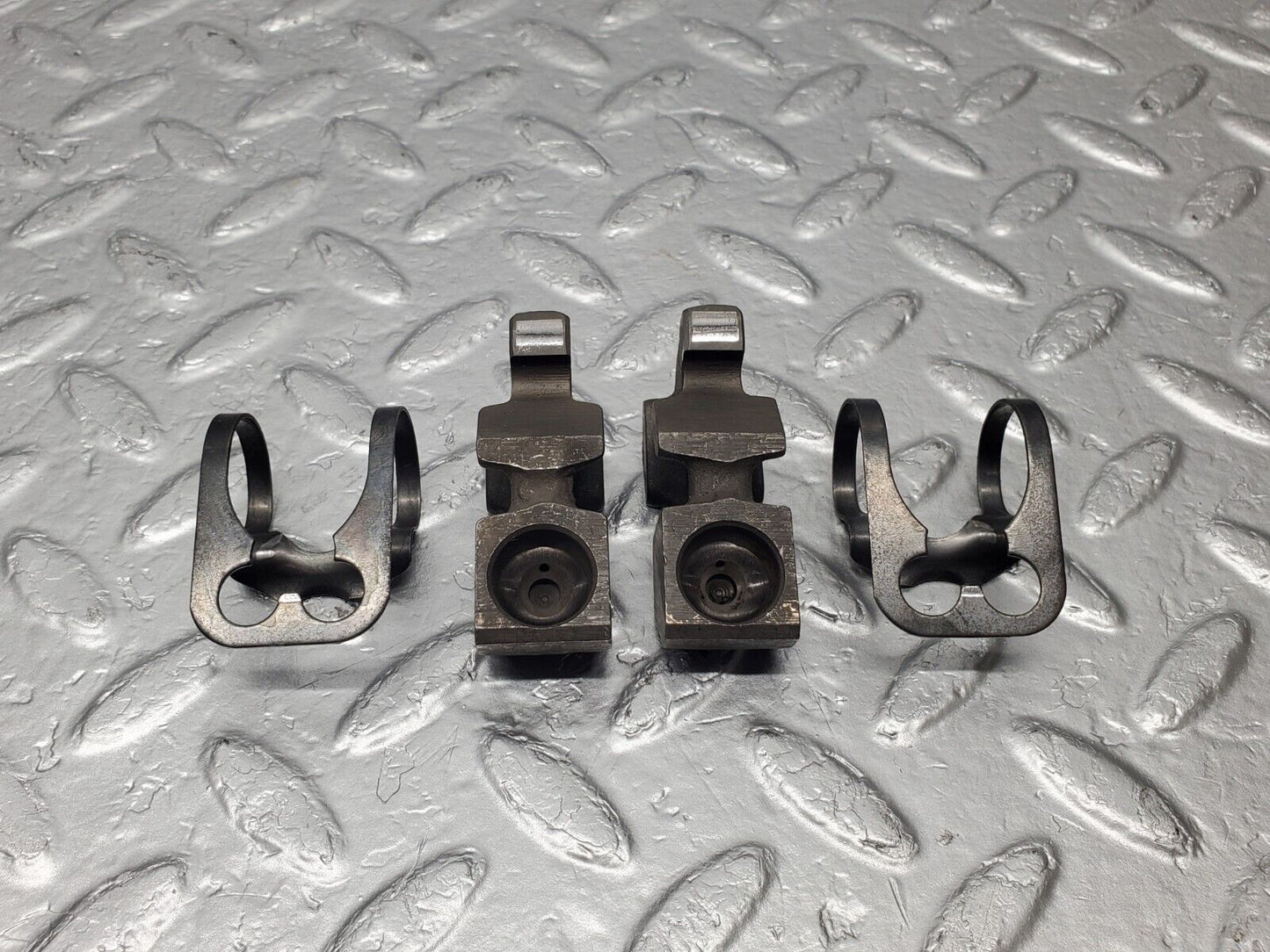 46610 Mercedes-Benz C123 280CE Coupe Valve Rocker Arm With Spring And Tappet