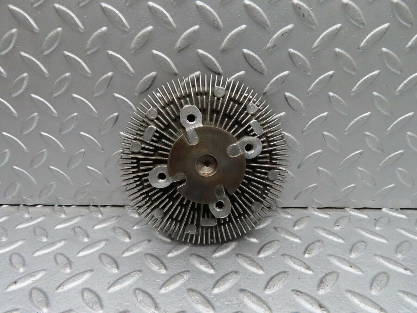 12523 Mercedes-Benz W108 280SE 3.5 Engine Cooling Fan Clutch