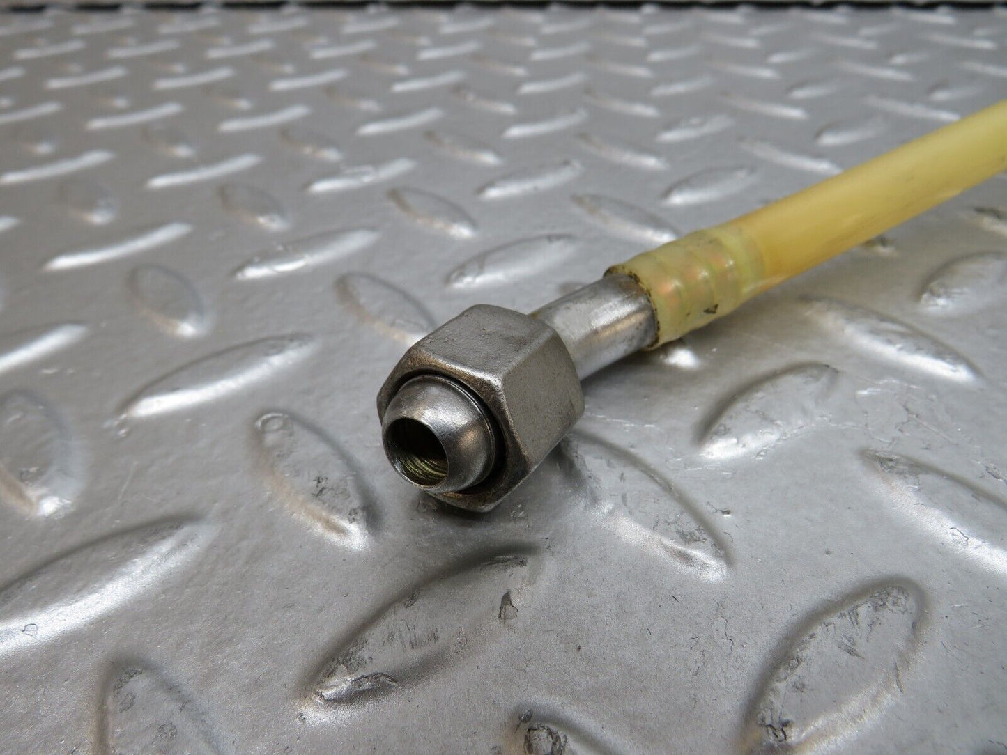 29772 Mercedes-Benz W123 230E Brake Servo Vacuum Pipe