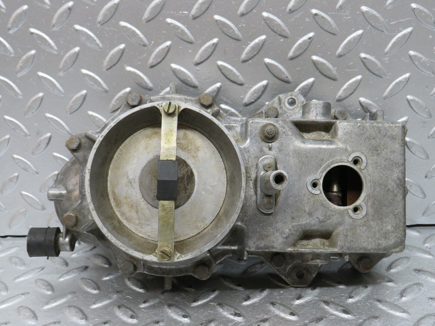 28042 Mercedes-Benz W123 280E Air Flow Mass Meter Sensor Bosch 1101410790