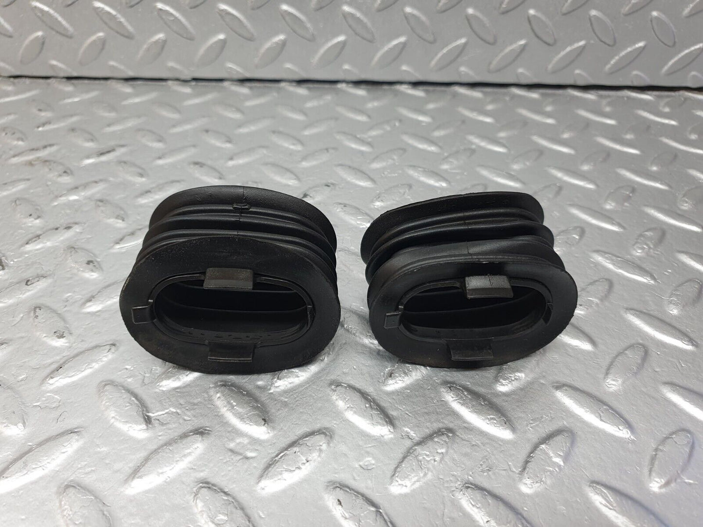 42509 Mercedes-Benz R129 320SL Coupe Door Wire Protector Rubber  1248210197