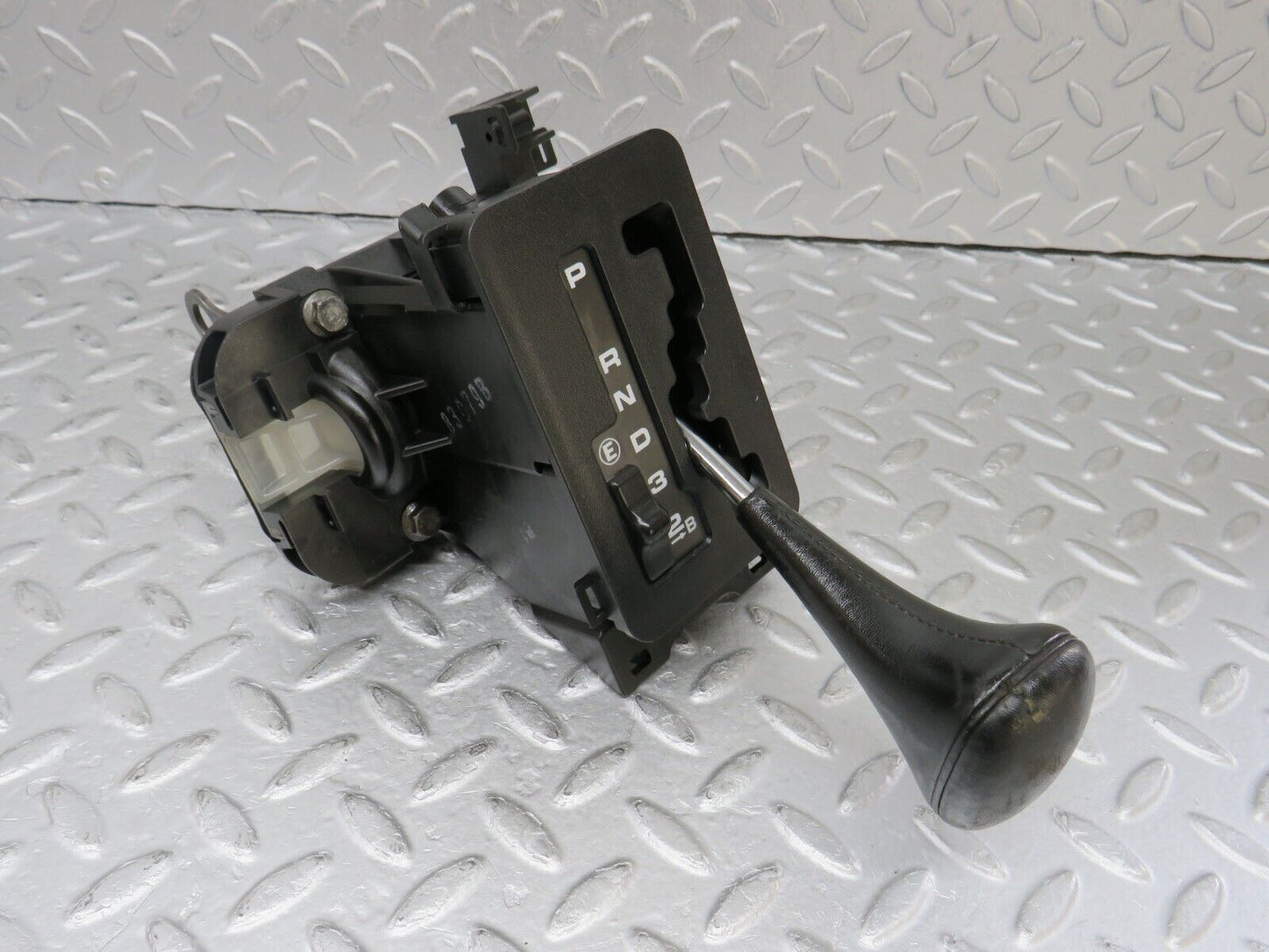 36159 Mercedes-Benz W126 420SE Automatic Gear Selector 1262670337 1262670280