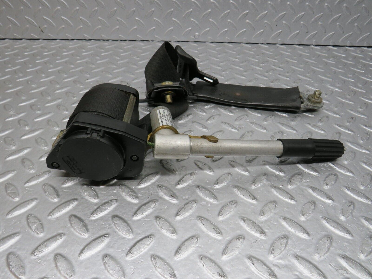 39667 Mercedes-Benz R107 350SL Coupe Front Left Seat Belt No Buckle 1078680314