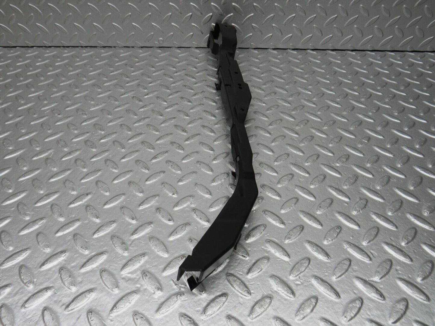 33298 Mercedes-Benz W202 C180 Front Panel Plastic Cover Trim 2026280407