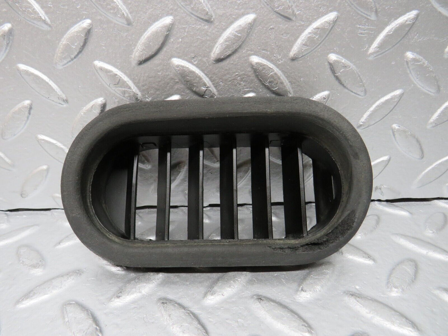 29989 Porsche 924 Left Door Air Vent 477819179