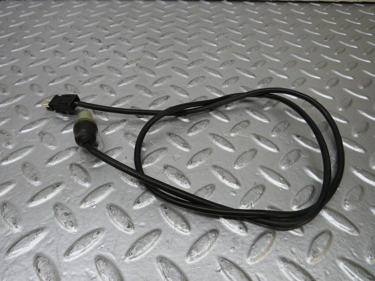 26003 Mercedes-Benz W124 280E Front Wing Indicator Cable Wire 1249971881