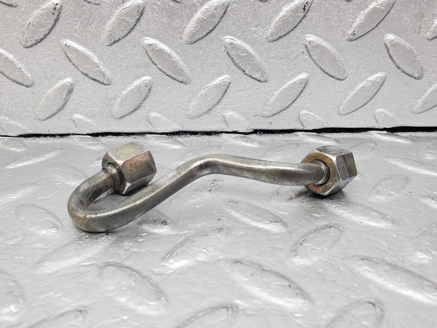 45977 Mercedes-Benz W126 420SE Fuel Line Pipe