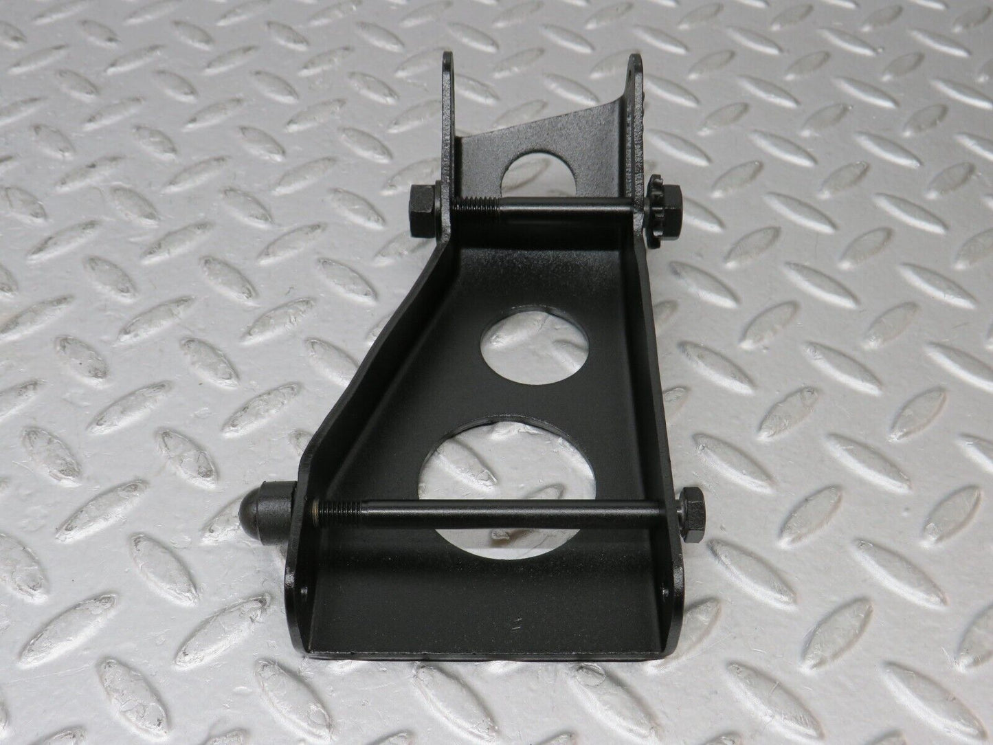 36349 Mercedes-Benz W126 420SE Alternator Generator Bracket