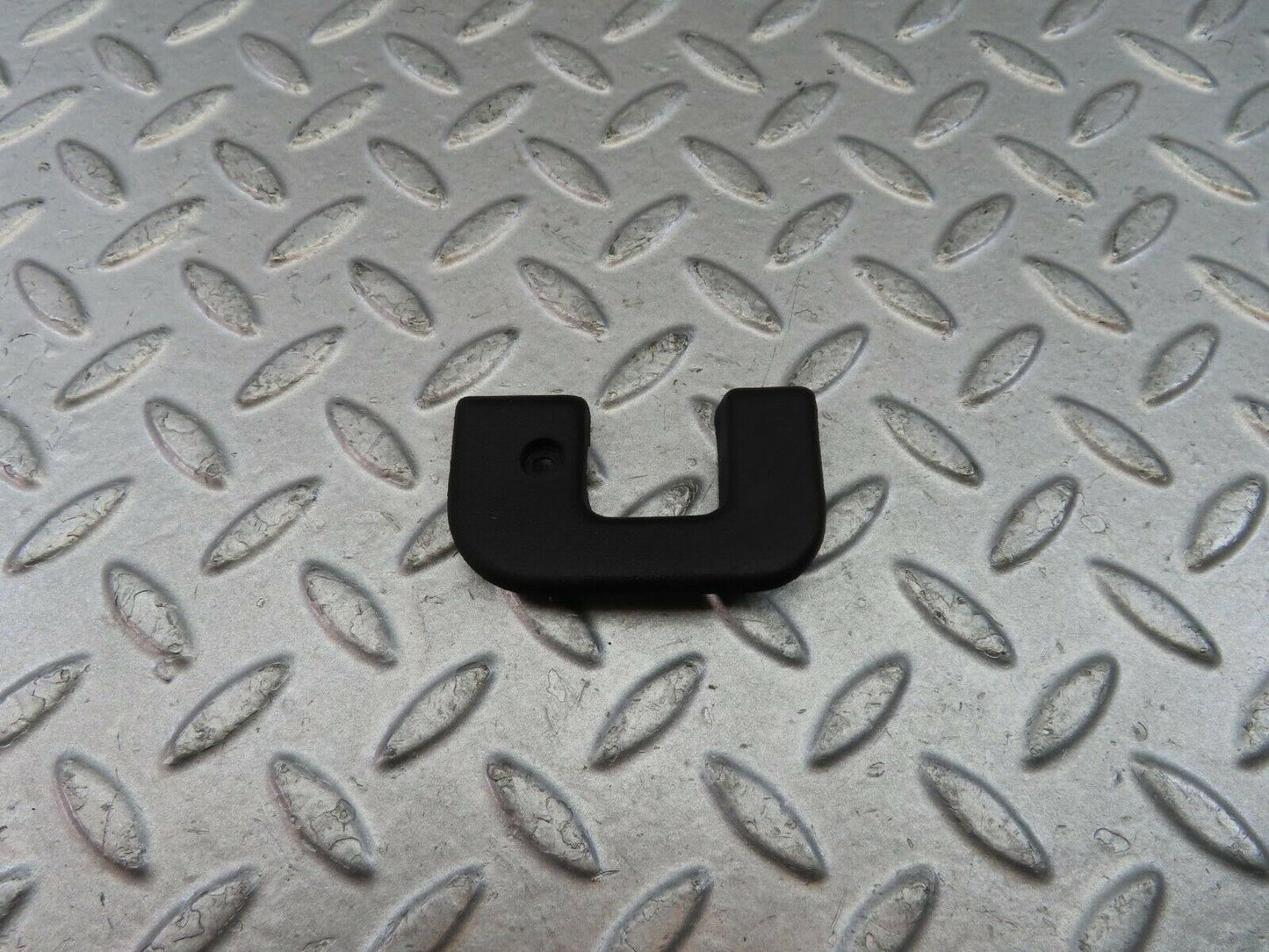 9517 Mercedes-Benz C124 300CE Coupe Left Interior Door Latch Trim