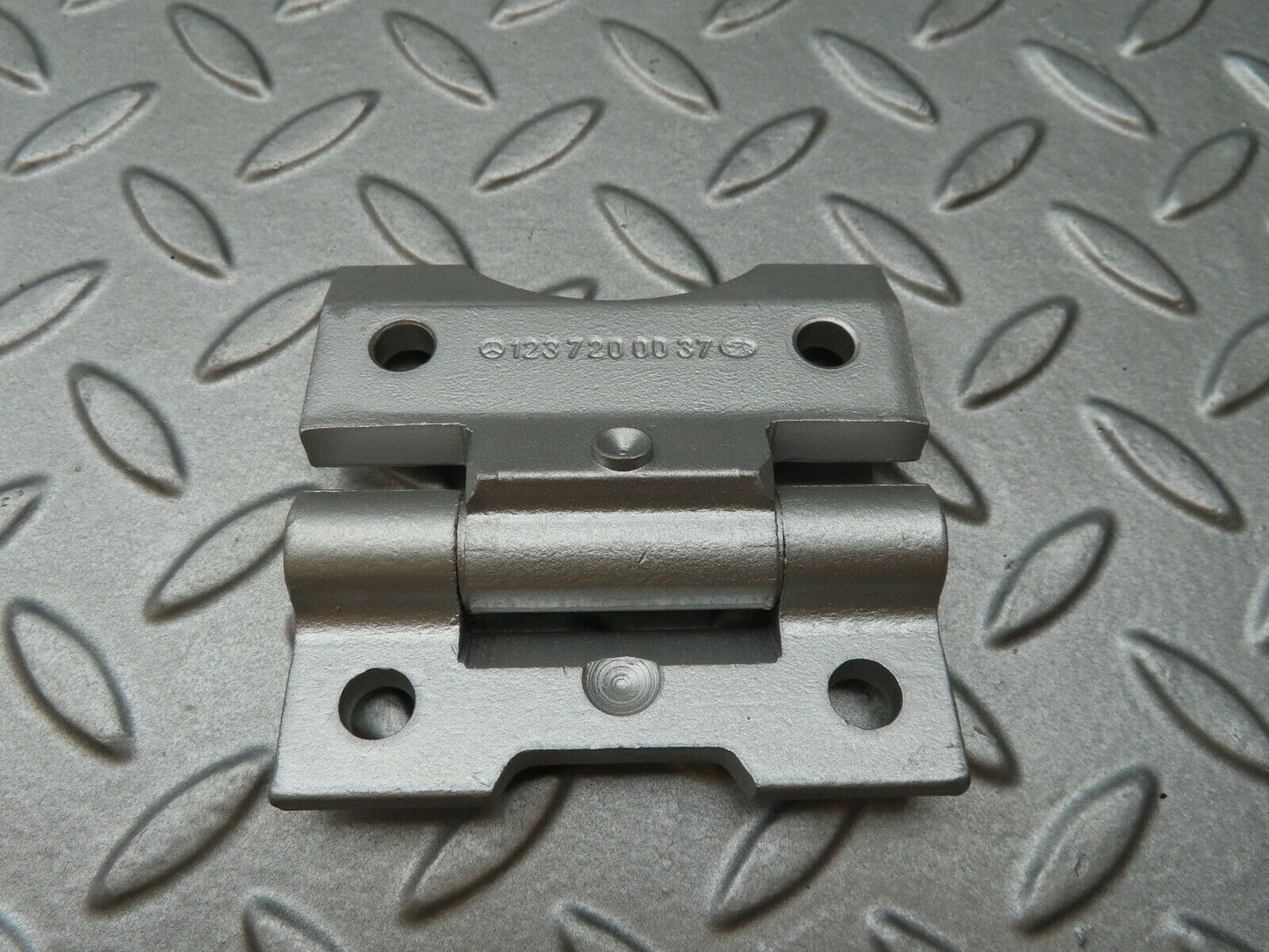 4497 Mercedes-Benz W123 230E Door Hinge 1237200037