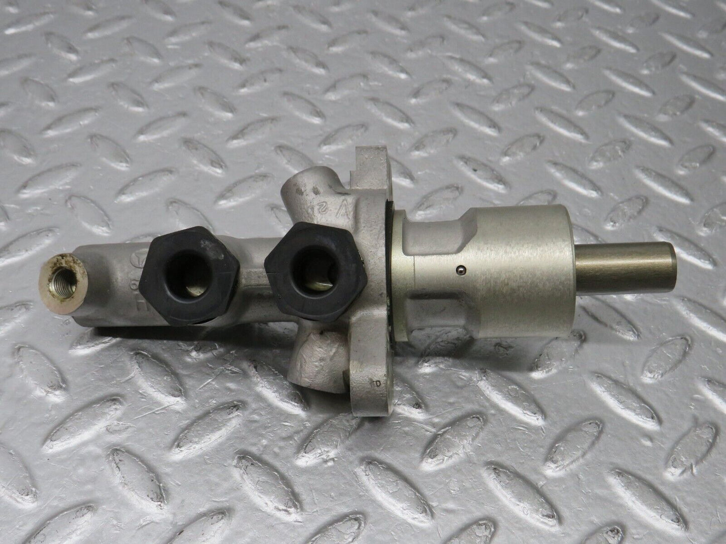 38438 Mercedes-Benz R129 280SL Coupe Brake Master Cylinder Girling