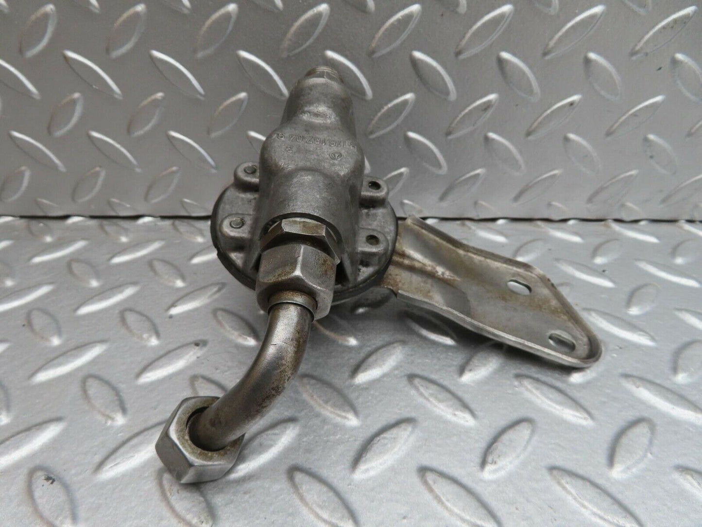 13721 Mercedes-Benz R107 450SL Oil Pressure Damper 1161870494
