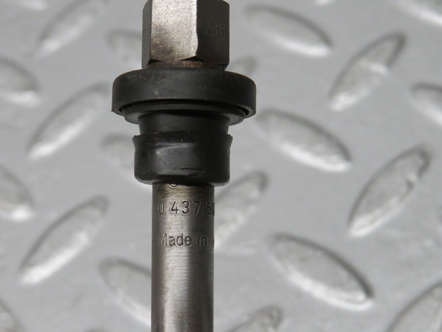 32705 Mercedes-Benz S124 300TE Wagon Fuel Injector Bosch 0437502010