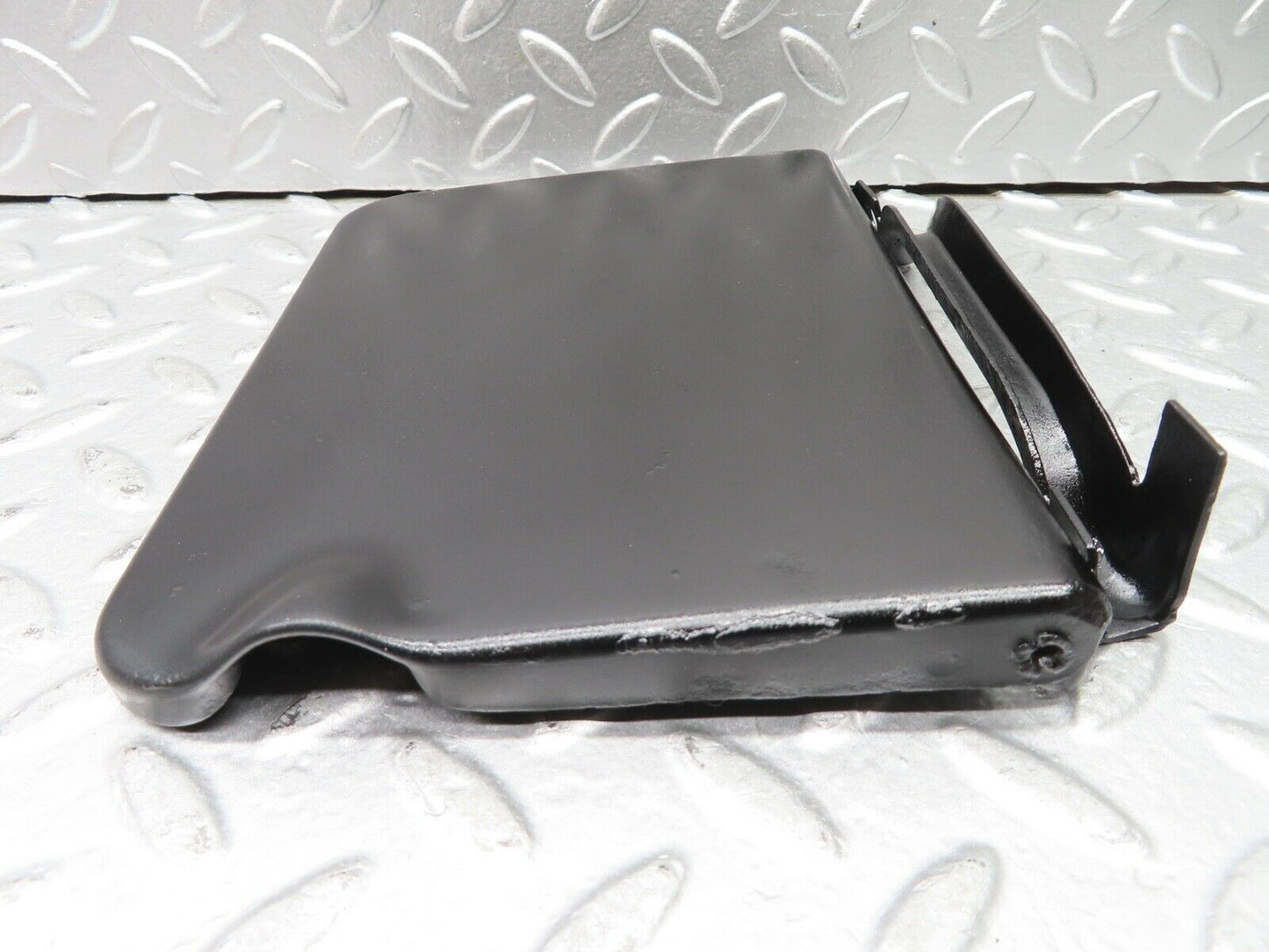 20888 Mercedes-Benz W114 250CE Coupe Fuel Tank Flap Cap