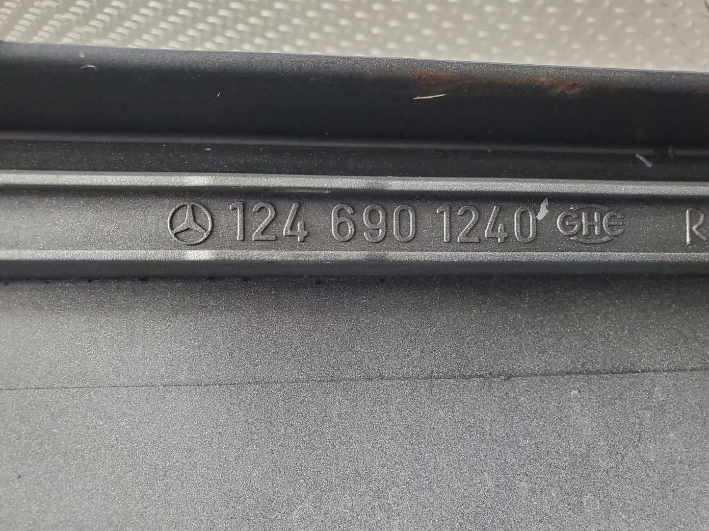 46987704