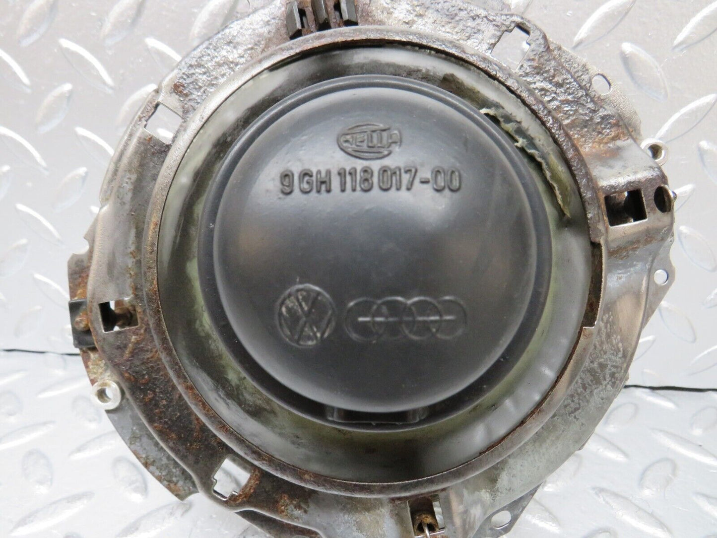 30021 Porsche 924 Headlight Hella 201116560