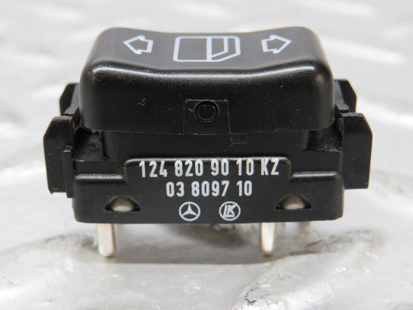 27565 Mercedes-Benz S124 300TE Electric Window Switch Right Side 1248209010