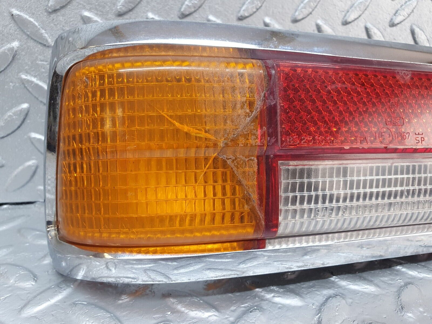 43285 Mercedes-Benz W108 280SE Tail Light Left K33268 1088202364 1088260159 1088260156