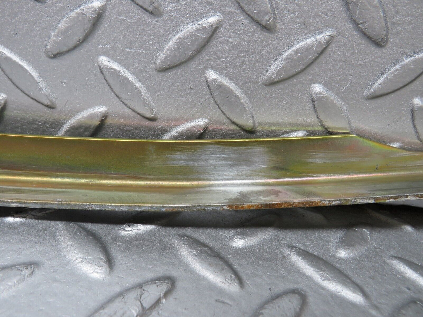36865 Mercedes-Benz C126 420SEC Coupe Left Door Window Channel