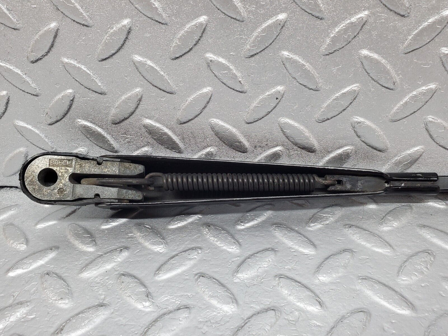 45856 Mercedes-Benz W126 420SE Windscreen Wiper Arm Bosch Left Side