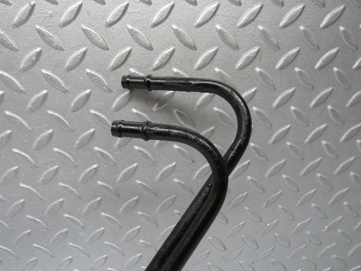 39299 Mercedes-Benz R107 500SL Power Steering Oil Cooler Pipe
