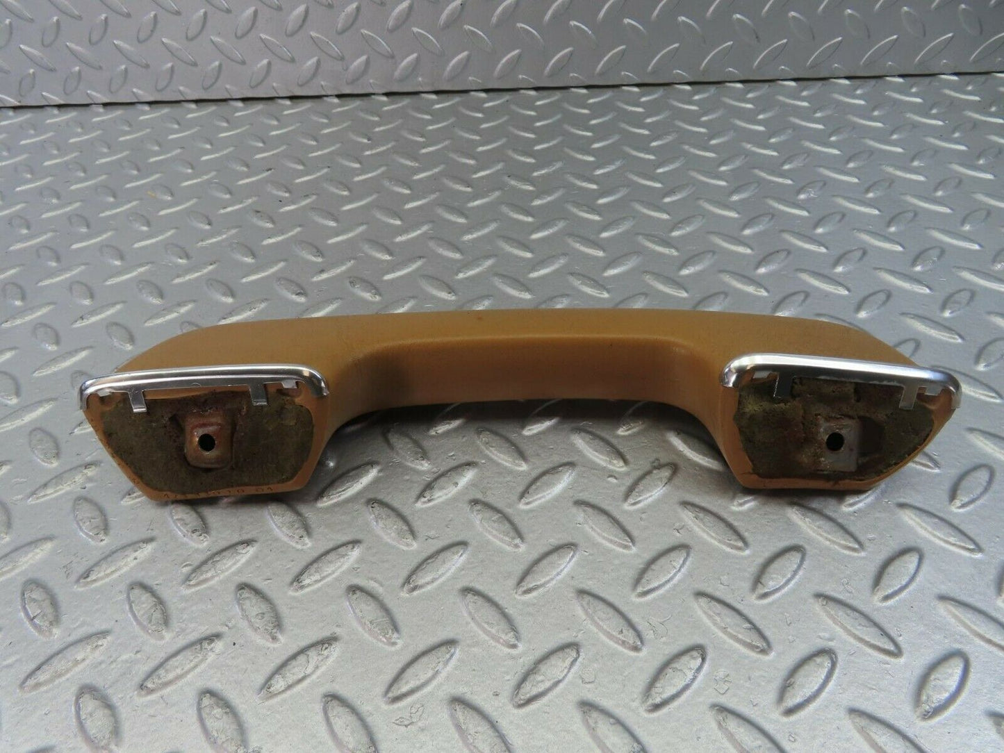 10784 Mercedes-Benz W123 230E Inner Door Handle Rear Right 1239702001