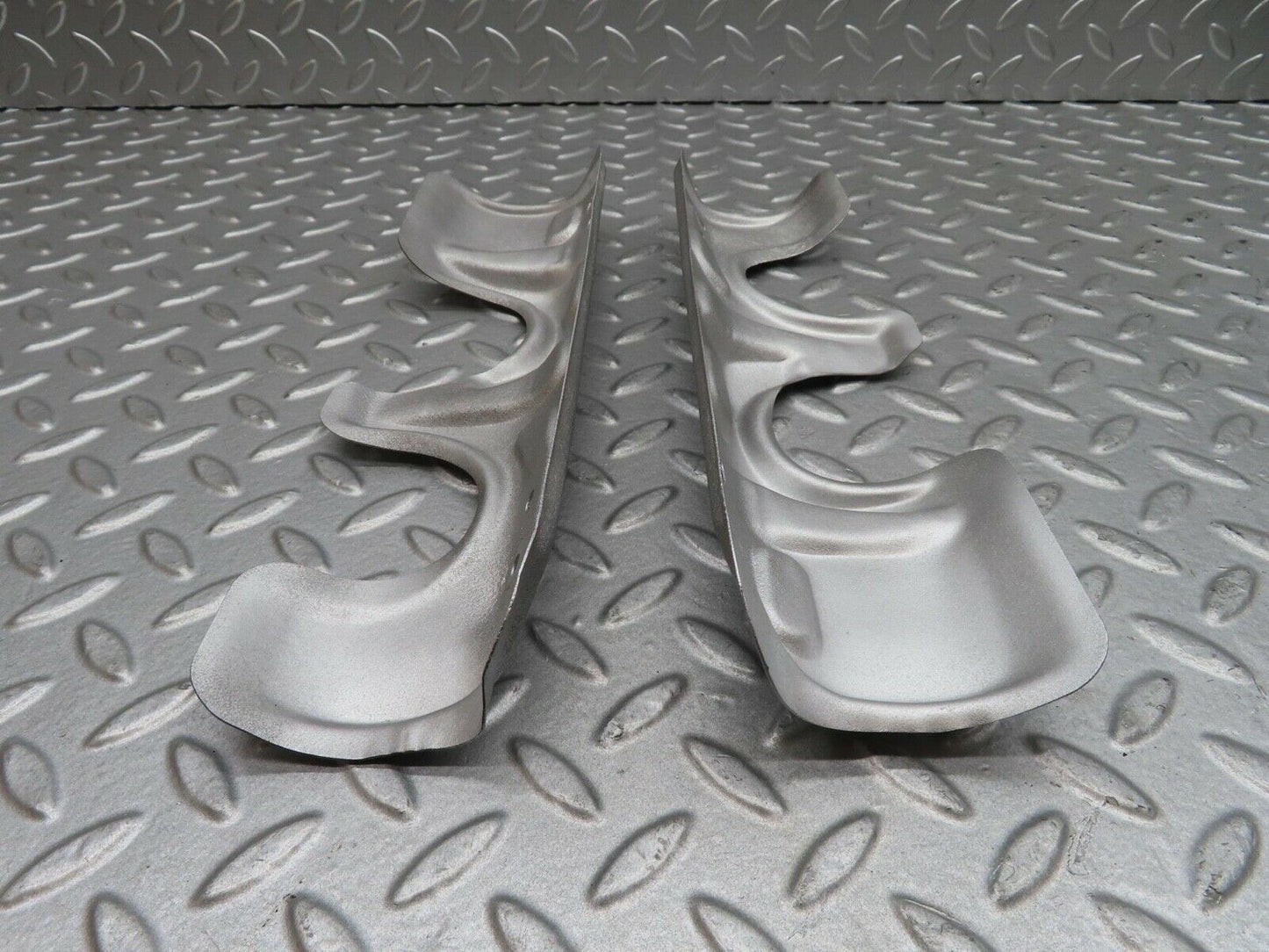 14418 Mercedes-Benz W116 350SE Exhaust Manifold Heat Shield Left Right