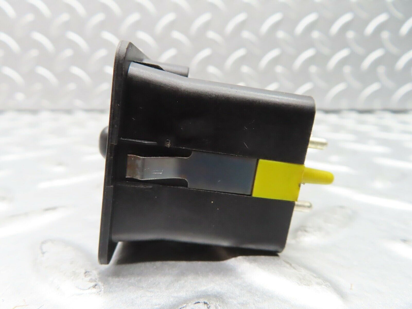 21155 Mercedes-Benz W123 230E Mirror Control Switch 2018200610