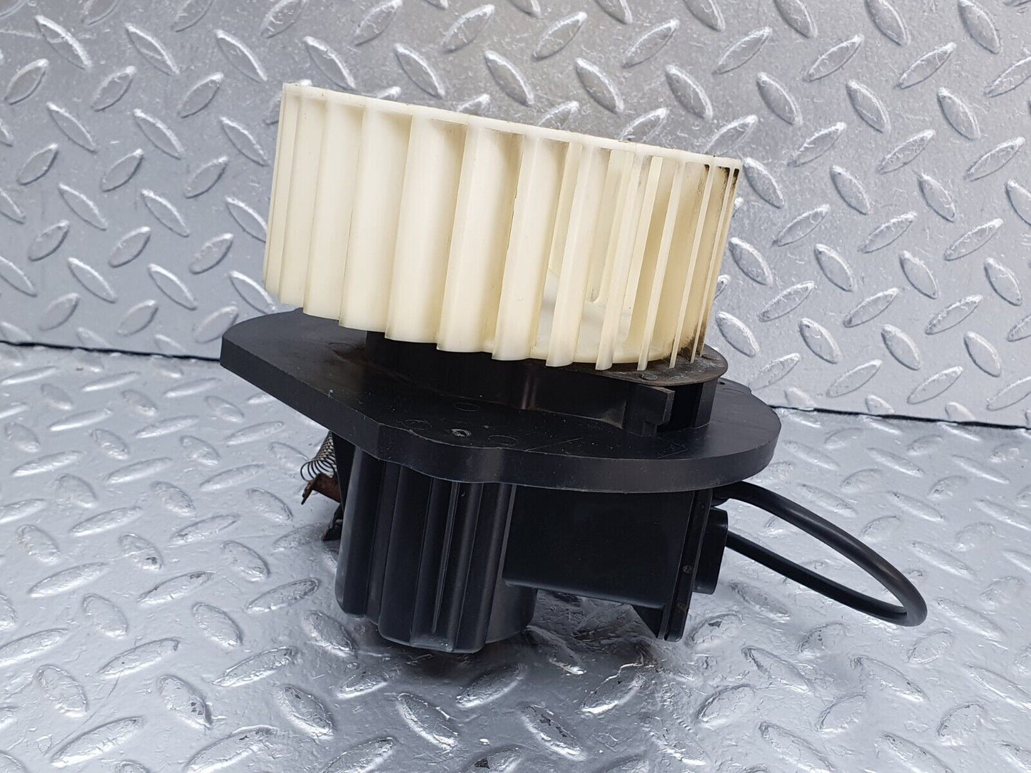 44131 Mercedes-Benz C123 230CE Coupe Heater Blower Motor